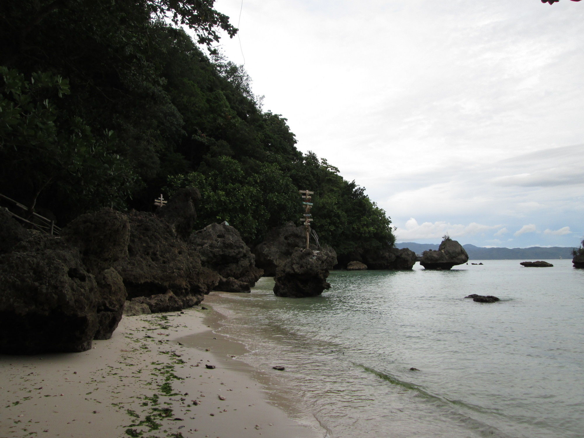 Balinghai Beach Resort Yapak Exterior photo