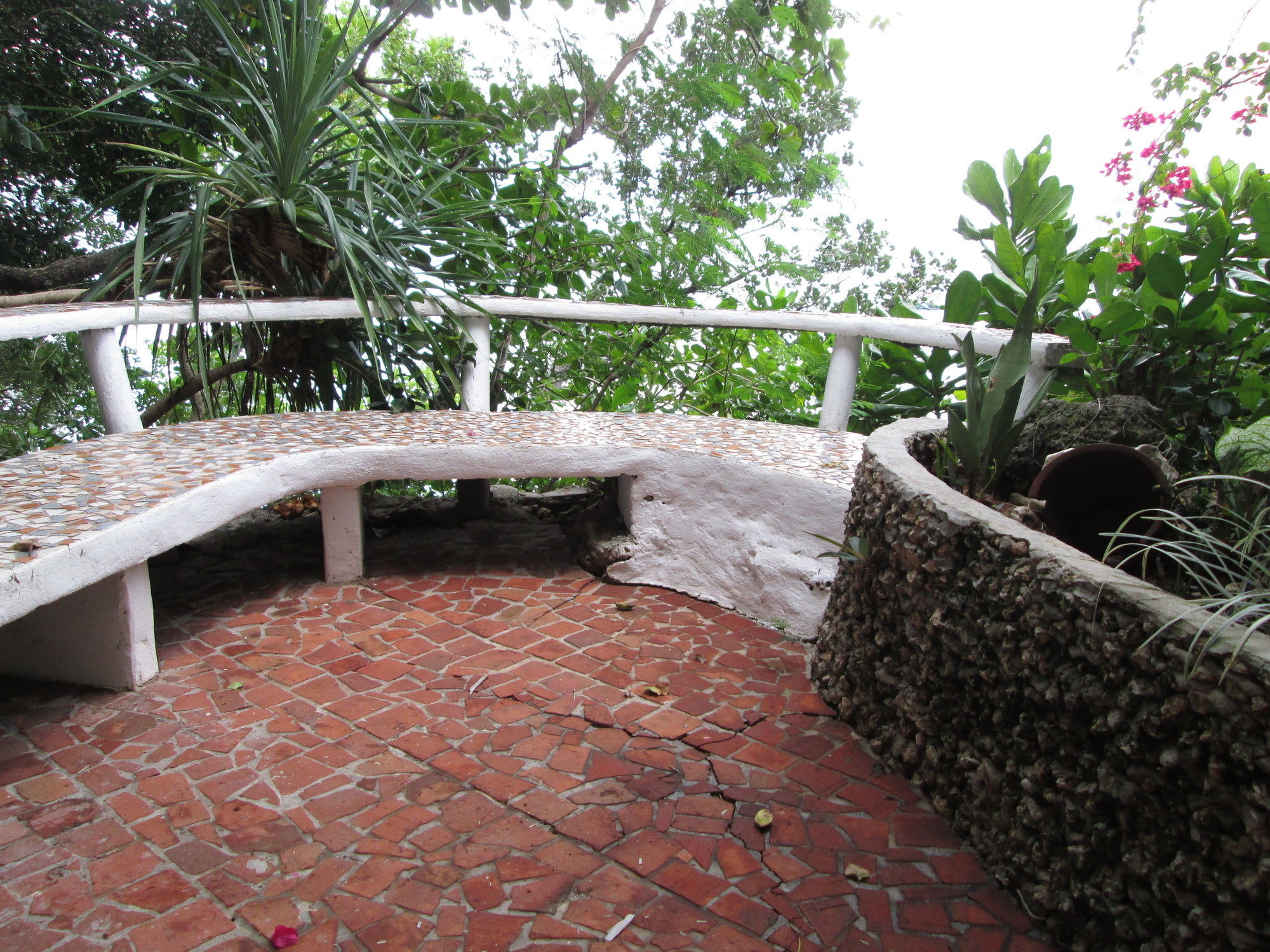 Balinghai Beach Resort Yapak Exterior photo