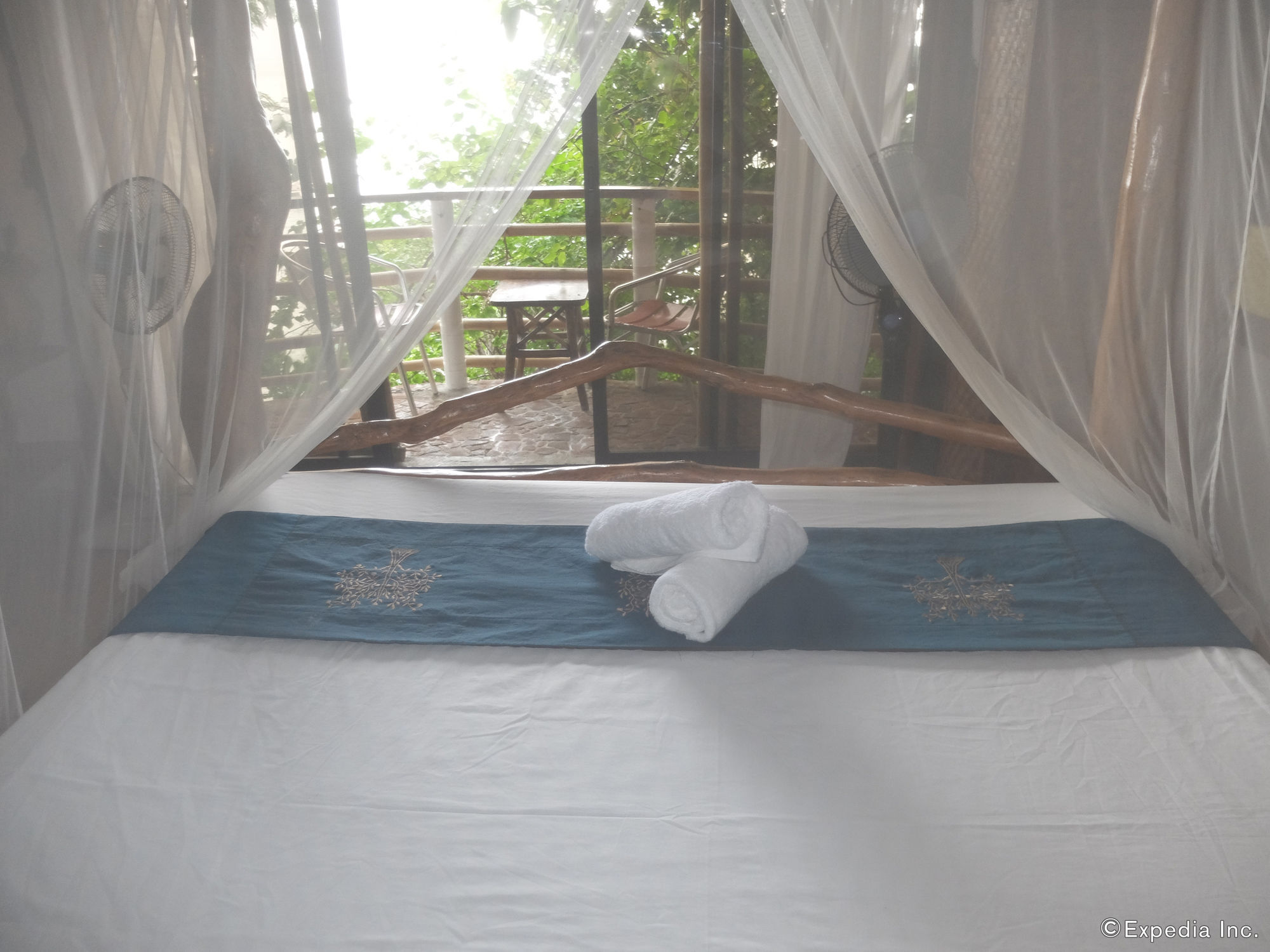 Balinghai Beach Resort Yapak Exterior photo