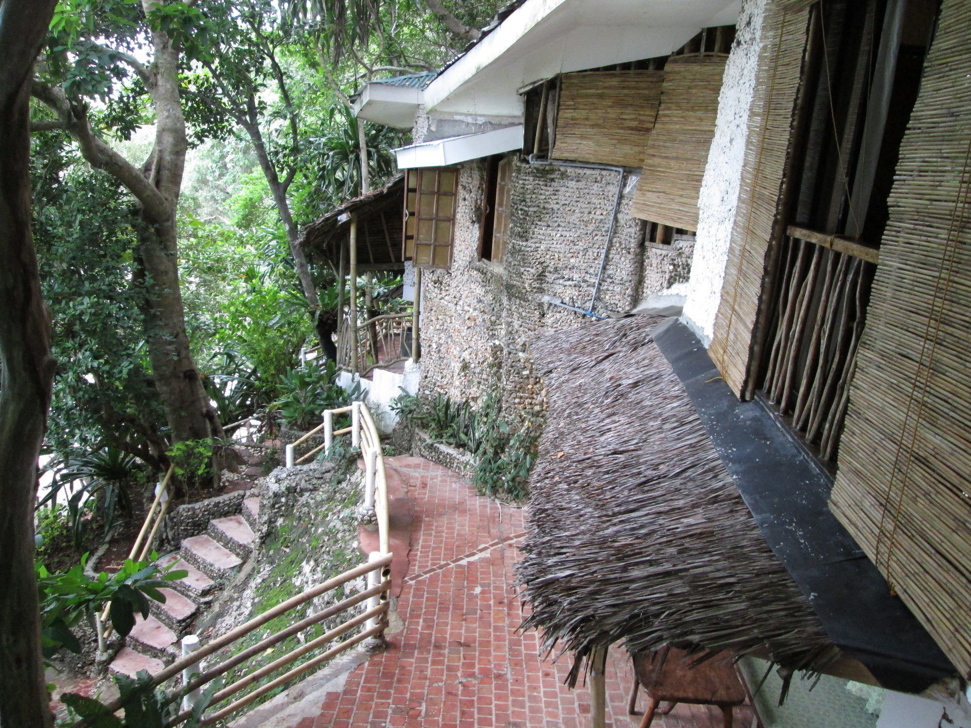 Balinghai Beach Resort Yapak Exterior photo