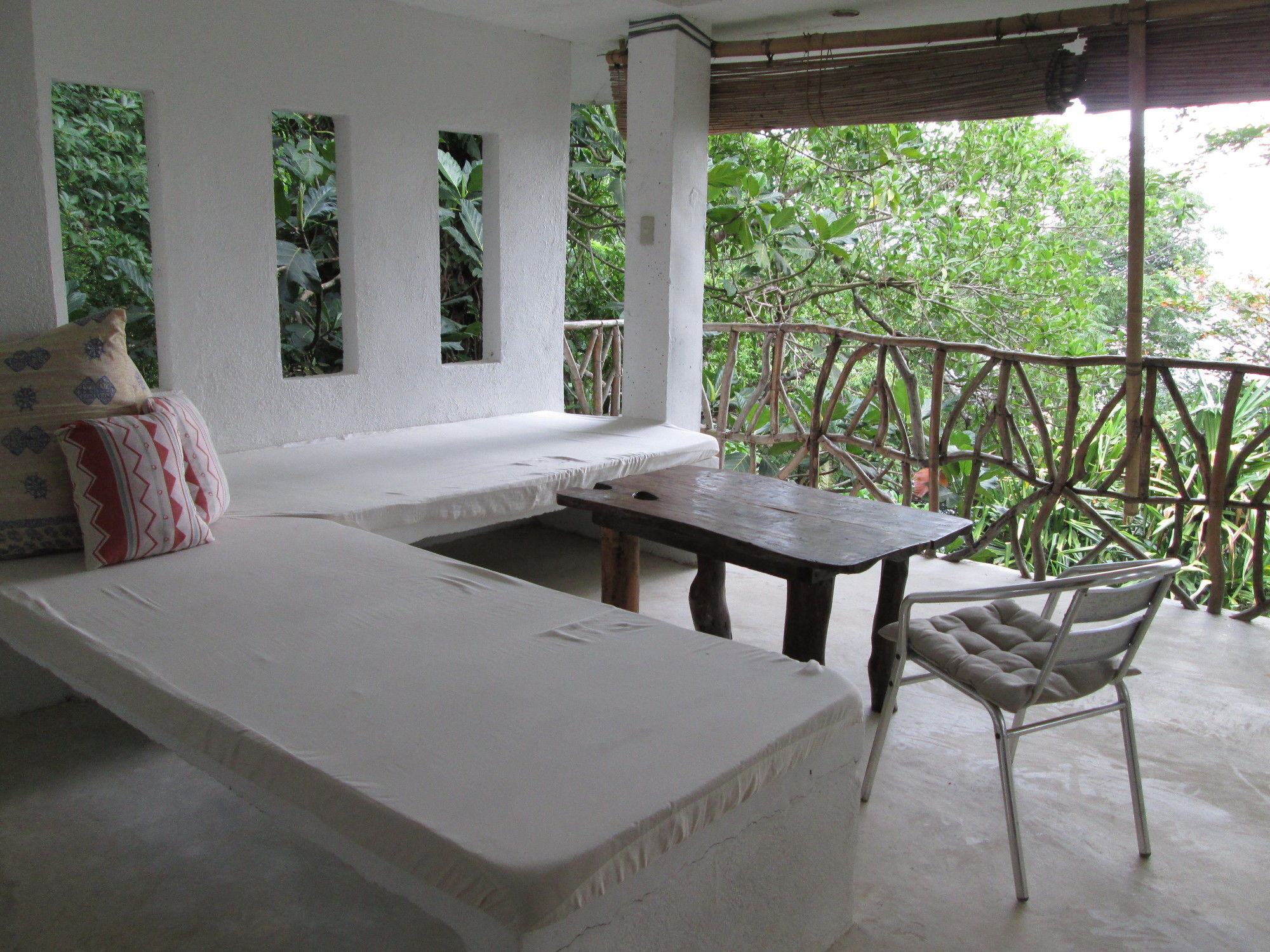 Balinghai Beach Resort Yapak Exterior photo